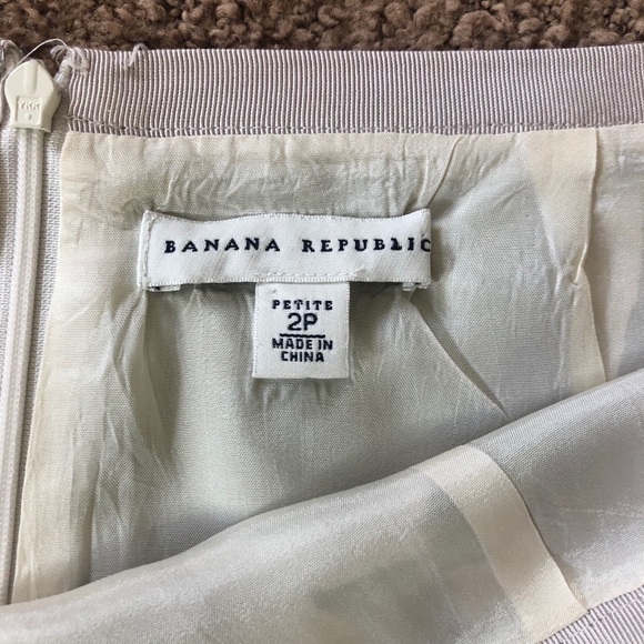 Banana Republic Silk Circles Skirt in Green/Brown - Picture 2 of 5